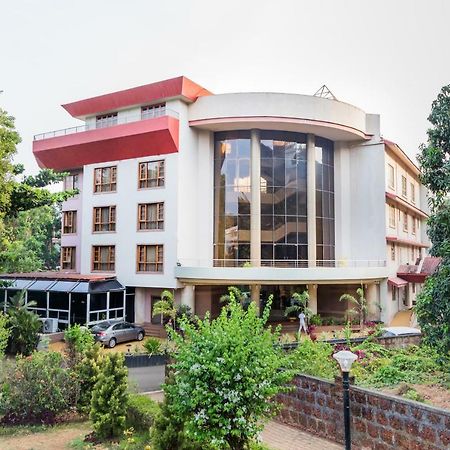 Chances Resort And Casino An Indy Resort Panaji Luaran gambar
