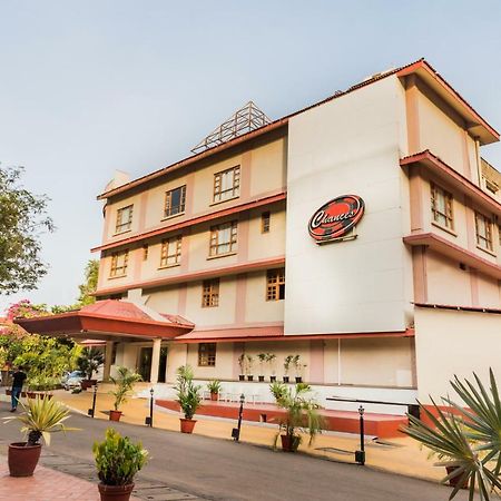 Chances Resort And Casino An Indy Resort Panaji Luaran gambar
